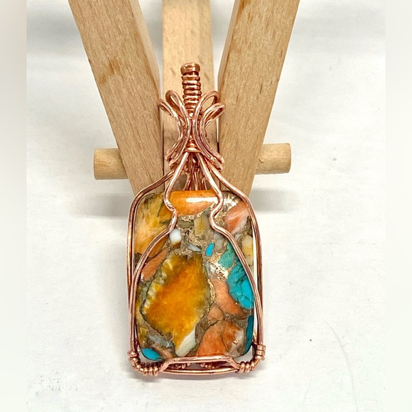 HANDMADE Spiny Oyster Turquoise and Bare Copper Hand Wrapped Statement Pendant - Picture 9 of 10